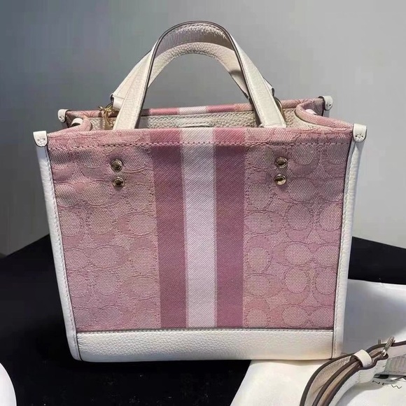 Coach New Valentine´s Day limited tote bag